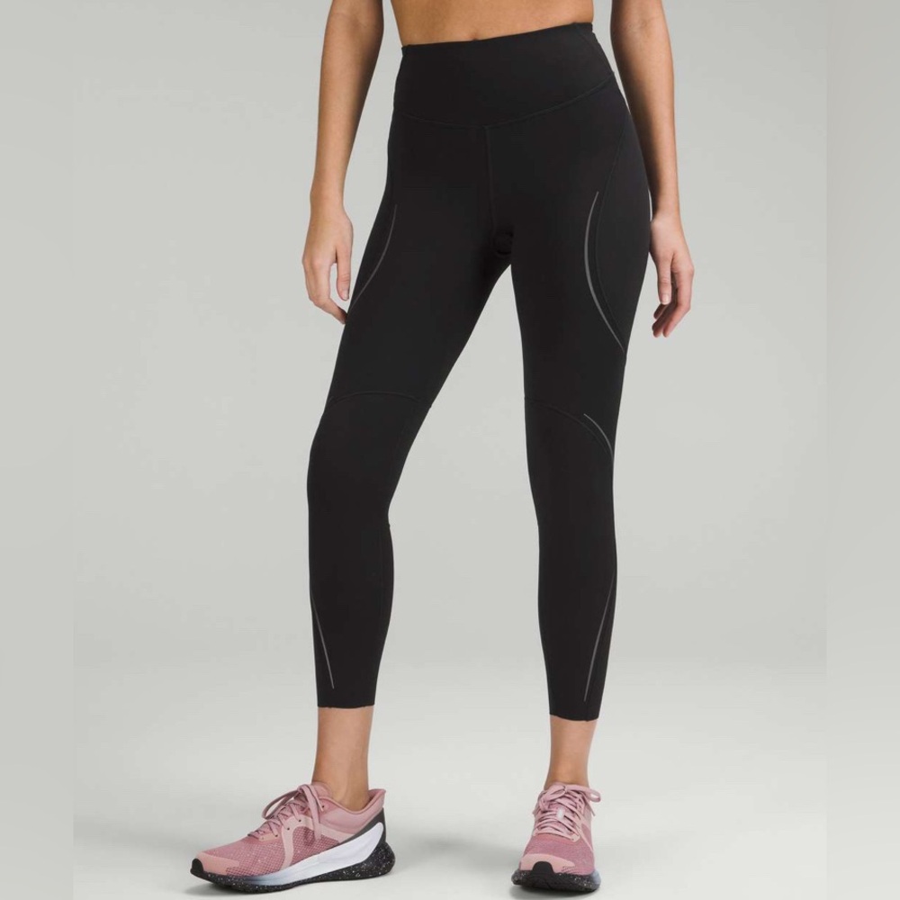 [Like New] Lululemon Base Pace High-Rise Reflective Tight 25" | Size 4 | Black